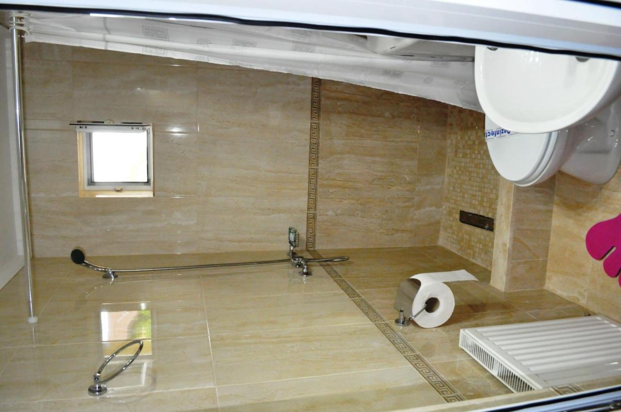 Hotel Andrei Cîmpia Turzii Екстериор снимка